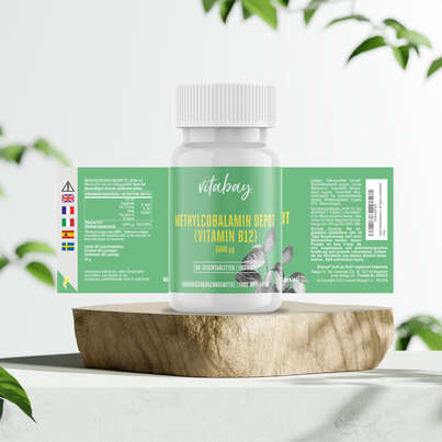Sie sehen eine Packung Vitabay Vitamin B12 Depot 5000 μg Lutschtabletten, Produktbild: 04 Vitabay Vitamin B12 Depot 5000 μg Lutschtabletten, A-Nr.: 5878440 - 04
