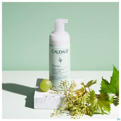 Sie sehen eine Packung Caudalie Vinoclean Reinigungsschaum 150ml, Produktbild: 05 Caudalie Vinoclean Reinigungsschaum 150ml, A-Nr.: 5413758 - 05