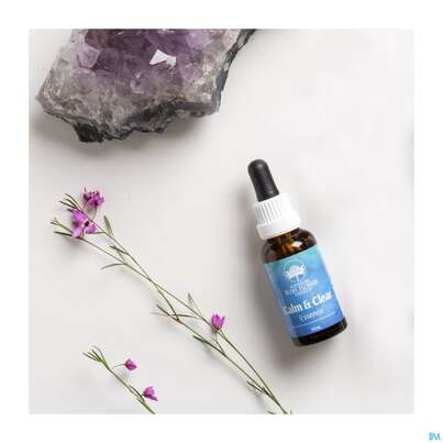 Sie sehen eine Packung Aub Calm & Clear Essence 30ml, Produktbild: 05 Aub Calm & Clear Essence 30ml, A-Nr.: 5605601 - 05