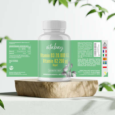 Sie sehen eine Packung Vitabay D3 Depot 20.000 I.E. + Vitamin K2 200 mcg Tabletten, Produktbild: 05 Vitabay D3 Depot 20.000 I.E. + Vitamin K2 200 mcg Tabletten, A-Nr.: 5877736 - 05